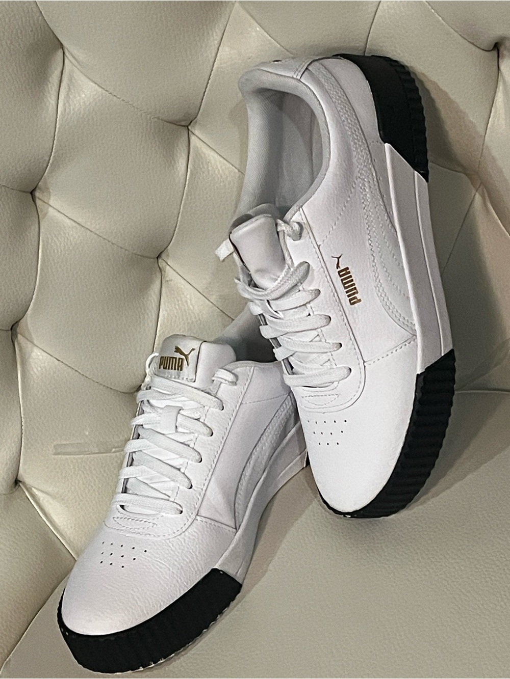 Puma White Leather Sneakers with Black Outsole and Gold Logo 6/ 39 women’s 8 - Picture 2 of 12